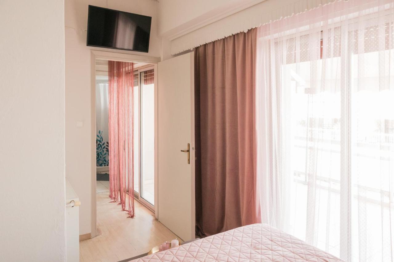 Velvet Daire Golos Dış mekan fotoğraf